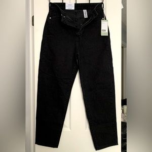 H&M Loose Mom Jeans | Ultra High Waist/Ankle Length | Black | Women’s US Size 4